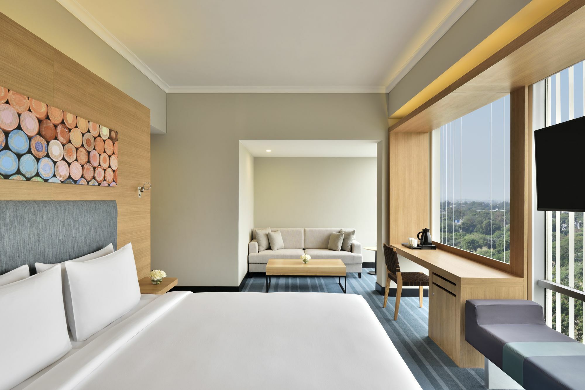 Aloft New Delhi Aerocity Buitenkant foto A room at the hotel