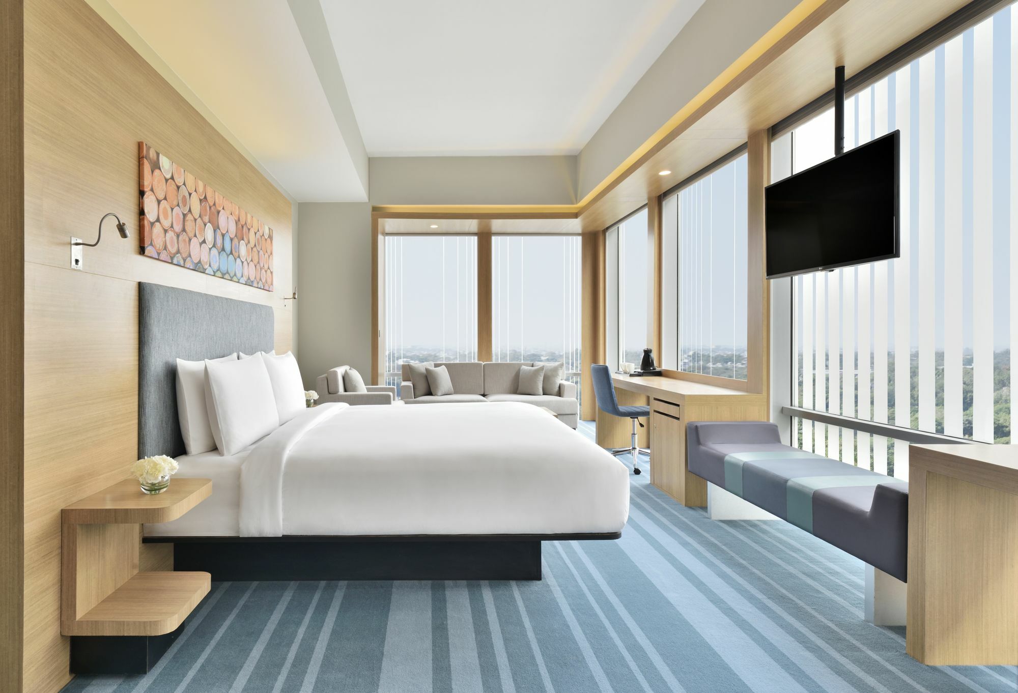 Aloft New Delhi Aerocity Buitenkant foto A room at the hotel