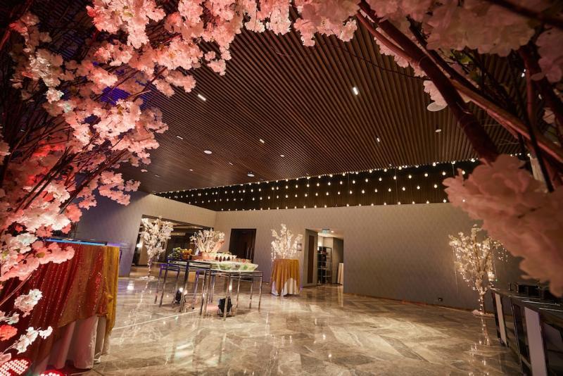 Aloft New Delhi Aerocity Buitenkant foto The lobby of the hotel