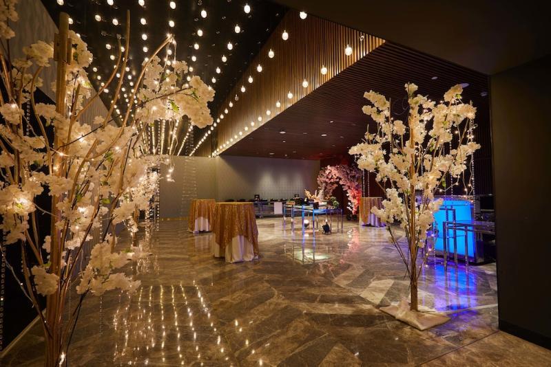 Aloft New Delhi Aerocity Buitenkant foto The interior of the venue